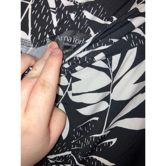 NWT Arna York tropical palm tree leaves black and white beachy pants size 14/16 - Picture 6 of 8